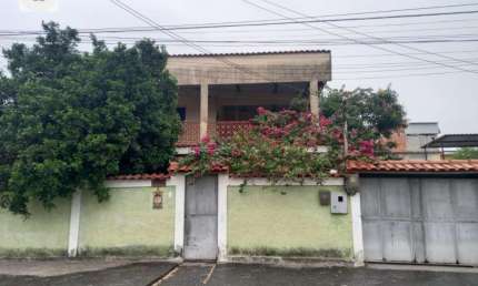 Casa Padrão para Venda em Parque Paulista Duque de Caxias-RJ
