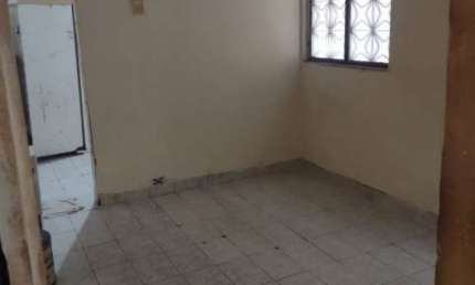Casa Padrão para Venda em Vila São Sebastião Duque de Caxias-RJ