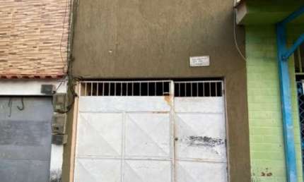 Casa Padrão para Venda em Taquara Duque de Caxias-RJ