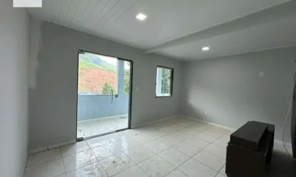 Casa com 1 quarto para alugar na Rua Mário Barbosa, Mantiquira, Duque de Caxias