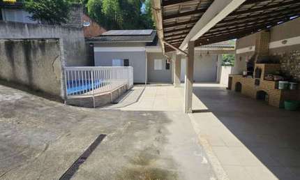 Casa à venda no bairro Chácaras Arcampo - Duque de Caxias/RJ