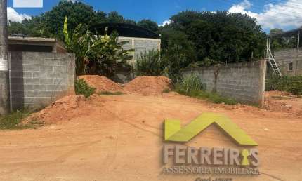 Terreno à venda na Rua Vinte e Quatro de Maio, Vila Santa Alice, Duque de Caxias