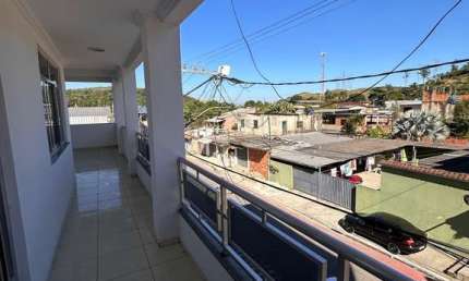 Apartamento com 2 quartos para alugar na Rua Manoel Martins Nogueira, Vila Canaan, Duque de Caxias