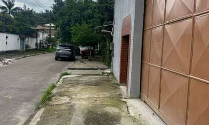 Casa comercial para alugar na Rua Cibeli, Vila Canaan, Duque de Caxias