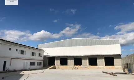 Galpão/Pavilhão Salão Comercial para Aluguel em Parque Eldorado Duque de Caxias-RJ