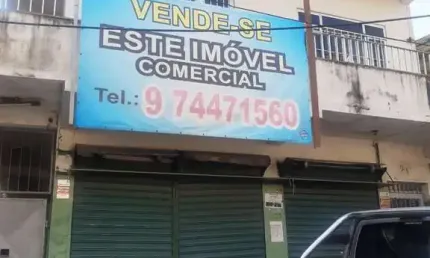 Prédio comercial com 300m² no centro da Mantiqueira
