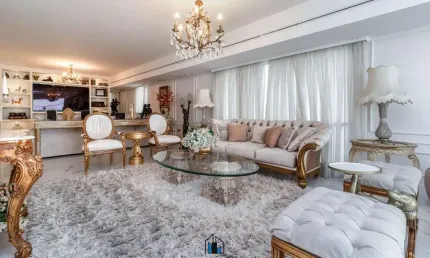 Apartamento à venda Condomínio Villa Alexandra com 293m², 3 quartos e 3 vagas