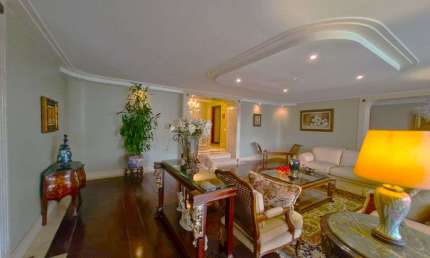 Apartamento novíssimo à venda com 383m², 4 Suítes e 4 vagas