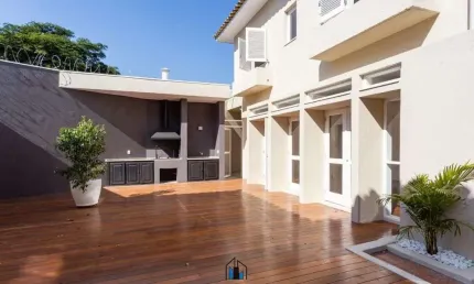 Casa de altíssimo padrão no Condomínio Villagio Rebelo ; 4 dormitórios; 3 vagas