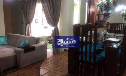 Excelente casa térrea de 03 dorm 01 suíte e 05 vagas de garagem, na Vila São Jorge.