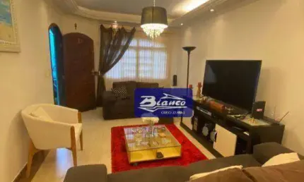 VENDO SOBRADO COM 3 DORMS,SENDO 1 SUITE, E ACEITO APARTAMENTO COMO PARTE DE PAGTO ATE 600MIL.