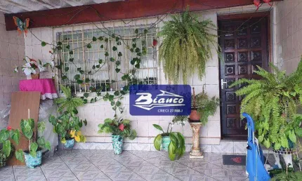 Casa venda ao lado Hospital  Bom Clima 3 dormitórios duas vagas