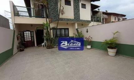 Sobrado à venda, 154 m² por R$ 900.000,01 - Parque Renato Maia - Guarulhos/SP
