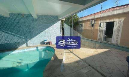 Maravilhosa Casa Térrea Isolada c/ piscina na melhor Rua do Jardim Vila Galvão!!