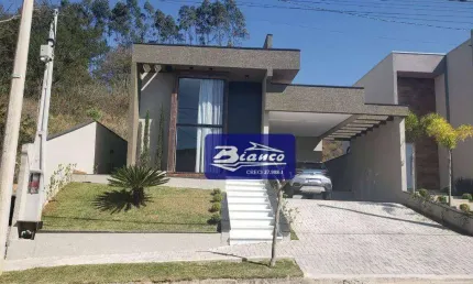 Casa em condomínio em Atibaia  3 suites 2 vagas e Piscina