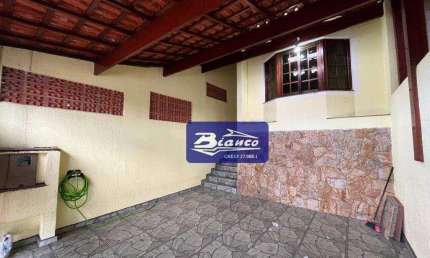 Imperdível!! Sobradão R$550 mil - Bom Clima - Ótima Localização