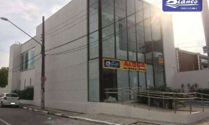 Prédio na Avenida Paulo Faccini com Estacionamento! Frente Bosque Maia!