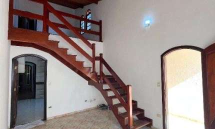 Linda Casa ao lado do Bosque Maia no Residencial Mazzei junto ao Roldão Atacadista !!