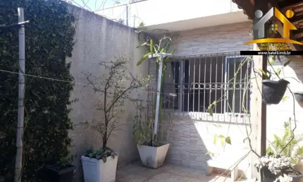 Belo Sobrado Comercial ou residencial na Avenida Novo Osasco | Batelli Imóveis