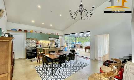 Casa com 3 quartos à venda na Rua Rio Bonito, 300, Granja Viana, Cotia