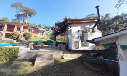 Casa com 3 quartos à venda na Estrada Arlíndo Morães Costa, 5500, Jardim Maranhão, Cotia, 258 m2 por R$ 1.150.000