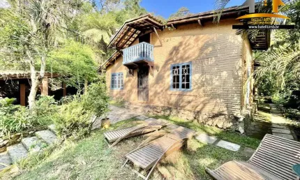 Casa à venda e para locação no condomínio Vila Real Moinho Velho em Embu das Artes | Batelli Imóveis