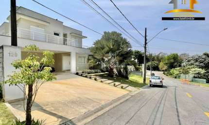 Casa à venda no condomínio Reserva do Vianna | Batelli Imóveis