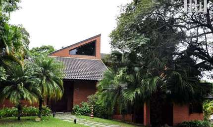 Excelente Casa - Condomínio Forest Hills | Batelli Imóveis