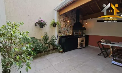 Casa a venda condomínio Village Wimbledon - Batelli Imóveis