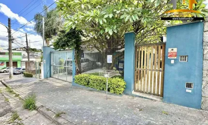 Casa Completa e Bem Localizada no Jardim Jussara | Batelli Imóveis