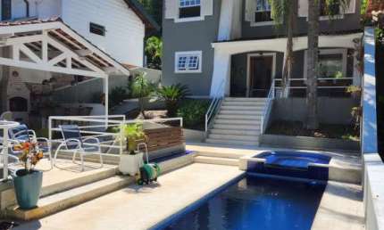 Casa à venda no condomínio São Paulo II - Batelli Imóveis