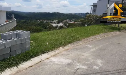 Terreno à venda no condomínio Golf Village - Batelli Imóveis