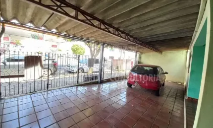Casa à venda no bairro Núcleo Habitacional Castelo Branco - Marília/SP