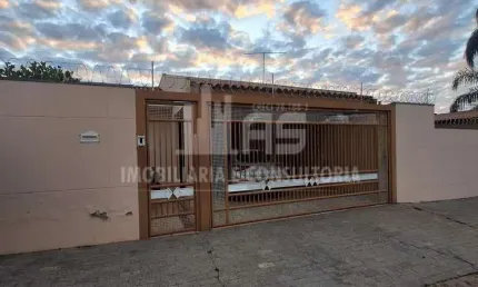 Casa com 3 quartos à venda na Rua José Freire Sobrinho, Residencial Vale Verde, Marília, 223 m2 por R$ 750.000