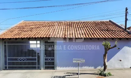Casa com 2 quartos à venda no Jardim Nacional, Marília 
