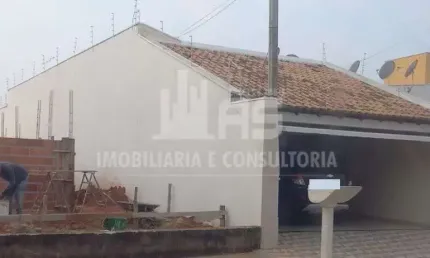 Casa com 3 quartos à venda no Centro (Lácio), Marília 