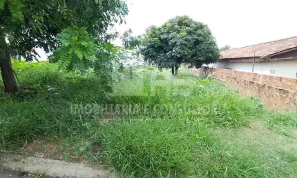 Terreno à venda no Jardim Universitário, Marília 