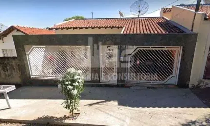 Casa com 3 quartos à venda na Vila Coimbra, Marília 