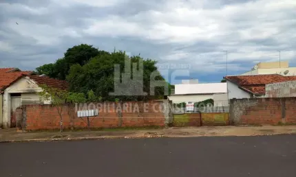Terreno à venda no Centro, Vera Cruz 