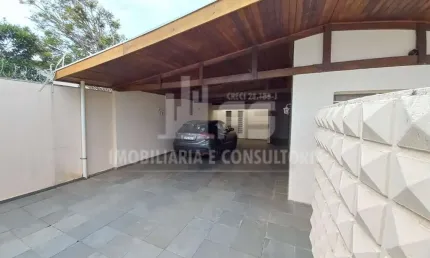 Casa à venda no bairro Jardim Maria Izabel - Marília/SP