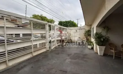 Casa com 3 quartos à venda na Rua Waldemar Pereira, Palmital, Marília