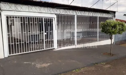 Salão comercial à venda no bairro Jardim Monte Castelo - Marília/SP