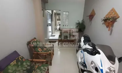 Sobrado à venda contendo 3 quartos sendo 1 suíte no jardim luciana