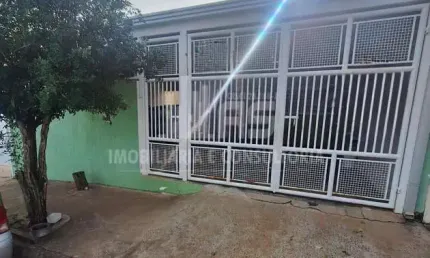 Casa à venda no bairro núcleo habitacional josé teruel martinez - marília/sp