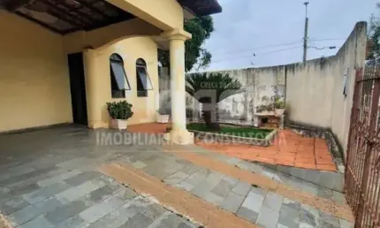 Casa com 3 quartos à venda no Alto Cafezal, Marília 