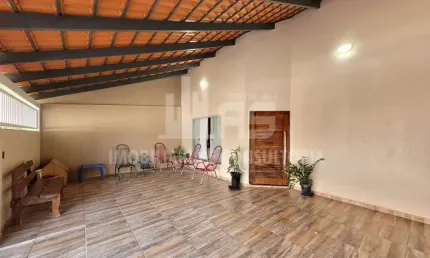 Casa com 3 quartos à venda no Jardim América, Marília 