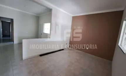 Casa à venda contendo 2 quartos no santa antonieta.