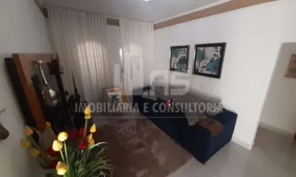 Casa a venda com 3 quartos sendo 1 suíte no bairro palmital