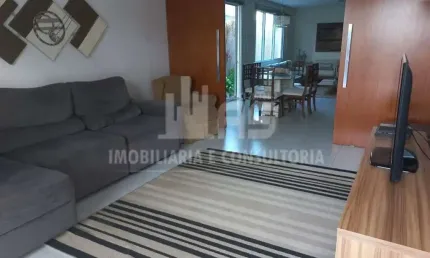 Casa a venda com 3 suítes no condomínio garden park