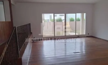 Casa à venda contendo 4 quartos sendo 3 suítes no marajá.